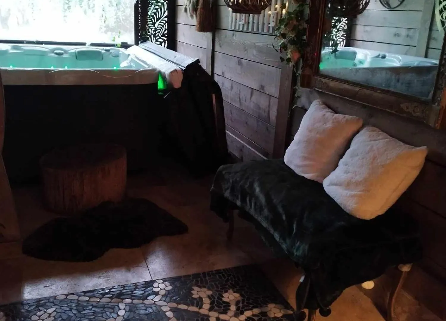 Siandaki Nid D Amour Avec Jacuzzi La Motte  La Motte (Var)